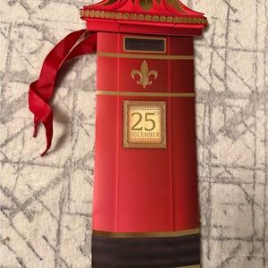 5 Red Postbox Christmas Wine Gift Bags – from UK